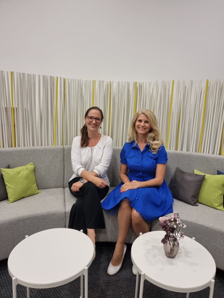 Marietta Babos und Sigrid Uray-Esterer nach dem Webinar Interview zur Teilzeitkarriere